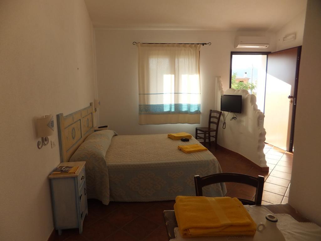 Grazia Deledda Bed & Breakfast Galtelli Ngoại thất bức ảnh