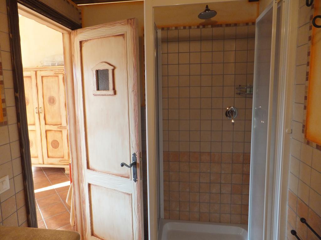 Grazia Deledda Bed & Breakfast Galtelli Ngoại thất bức ảnh
